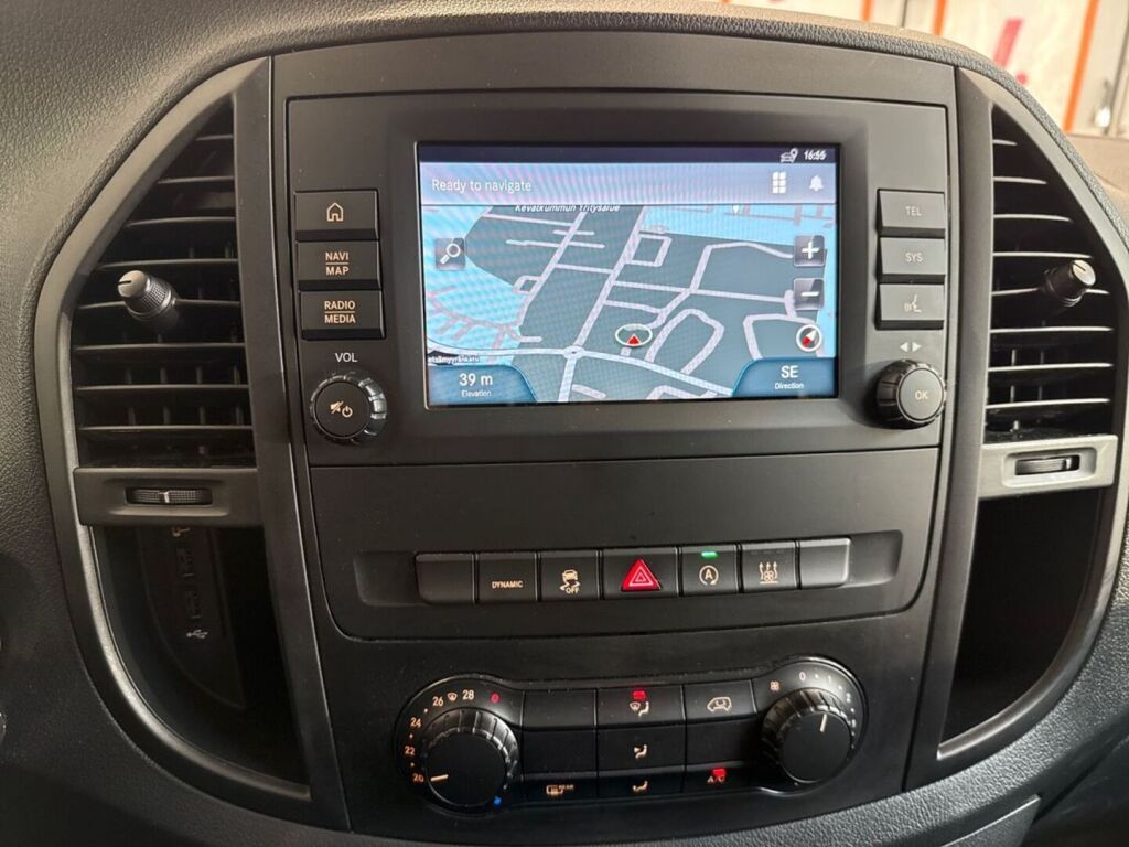 Mercedes-Benz Vito 2023 Valkoinen