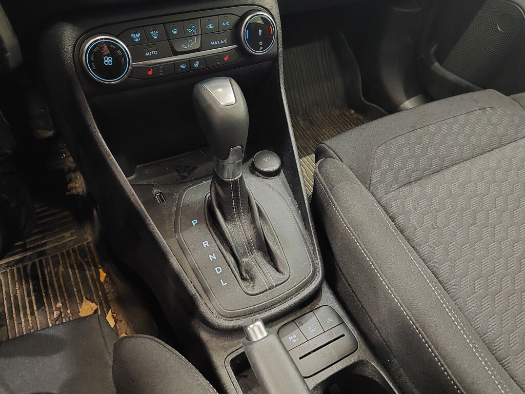 Ford Fiesta 2023 Valkoinen