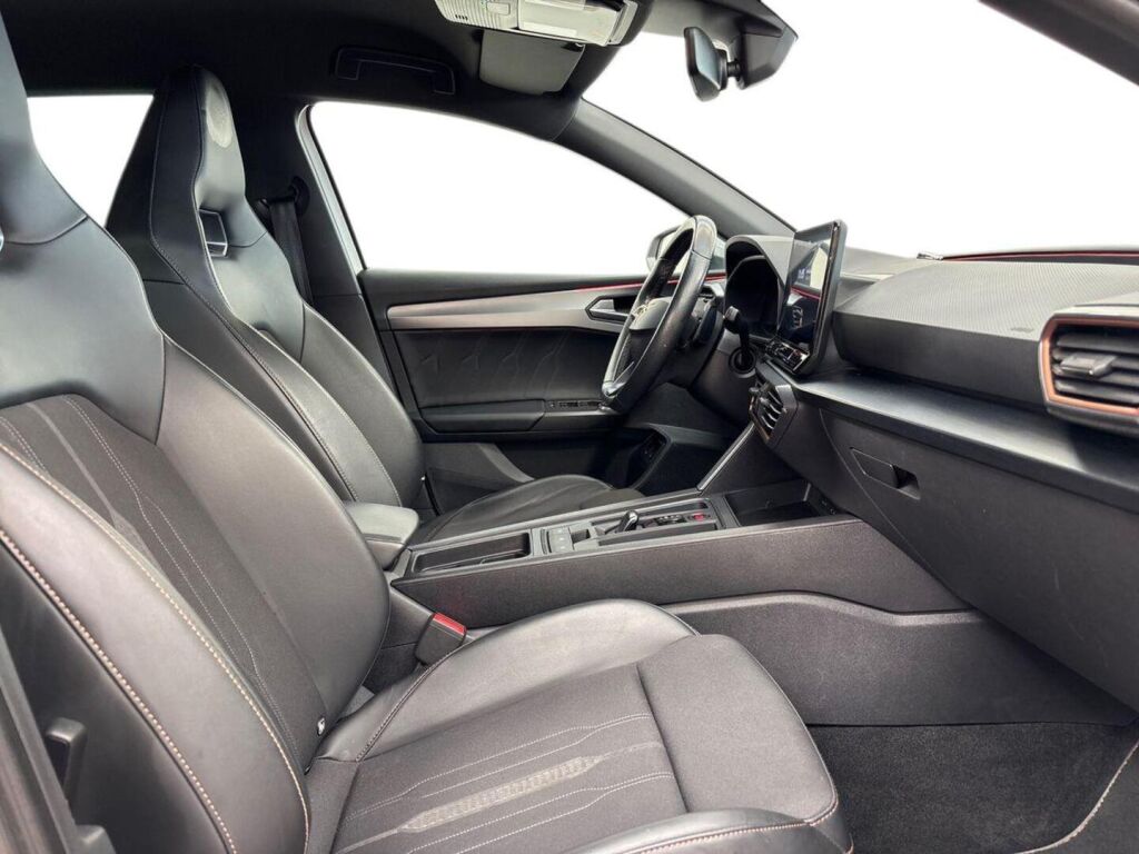 Cupra Leon Sportstourer 2023 Valkoinen