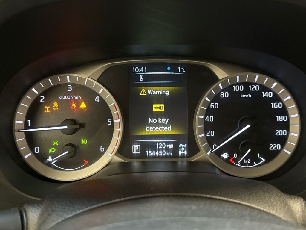 Nissan Navara 2017 Valkoinen