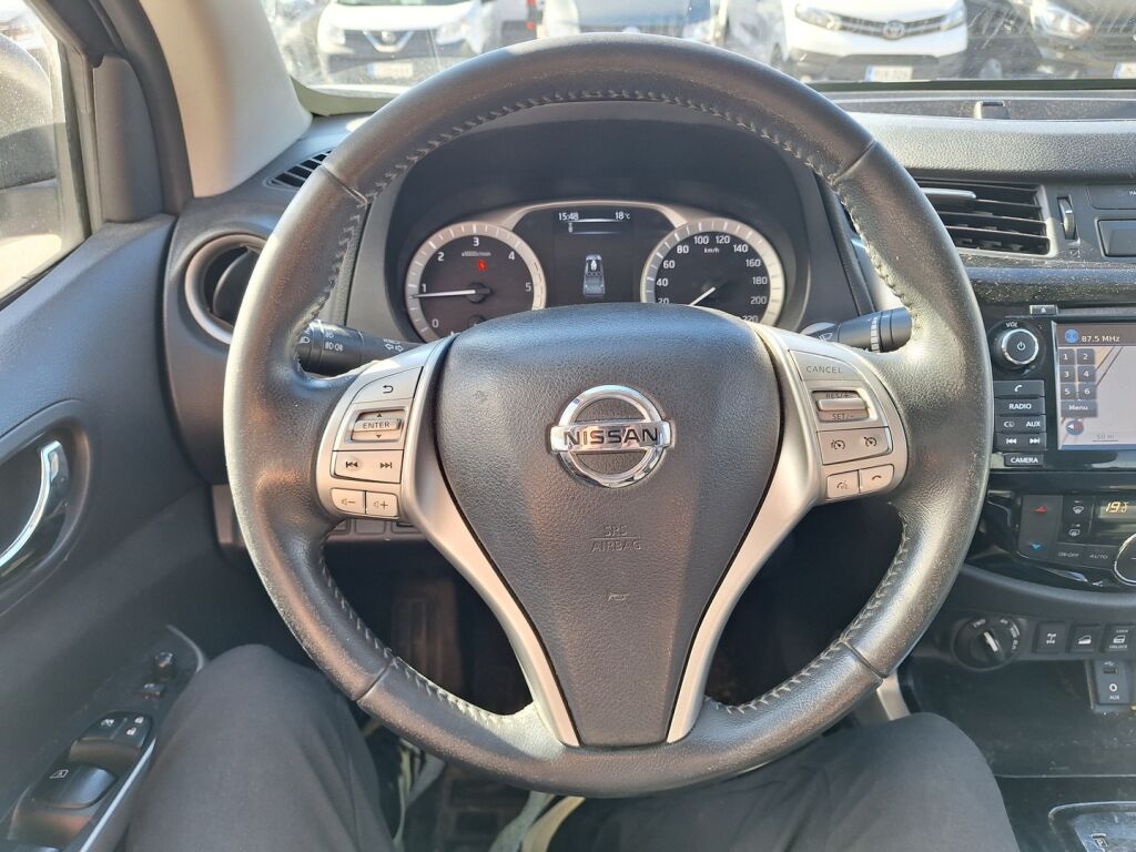 Nissan Navara 2017 Valkoinen