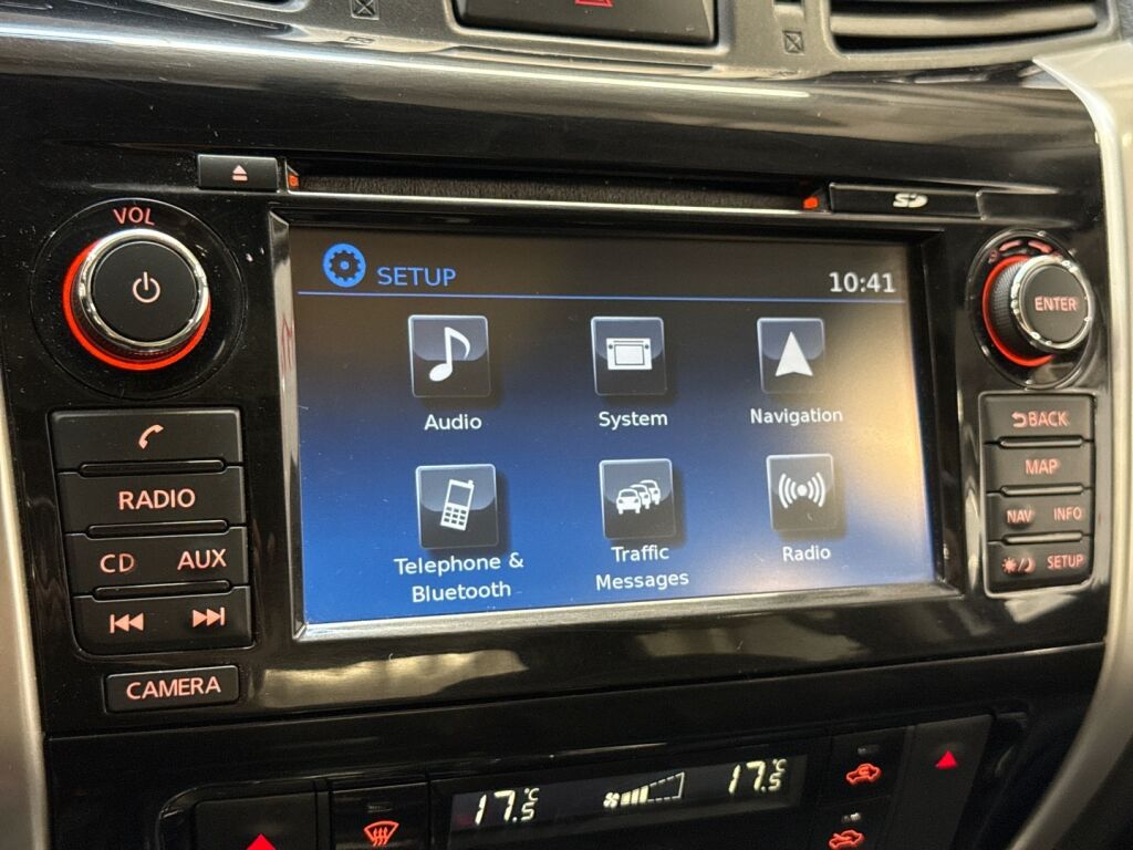 Nissan Navara 2017 Valkoinen