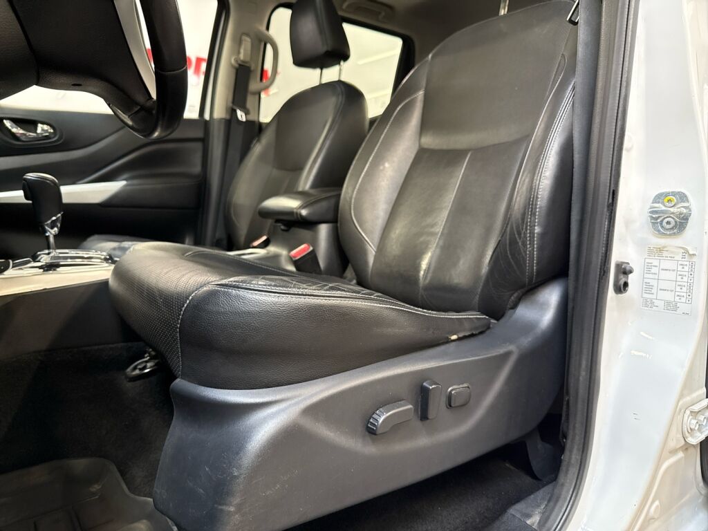 Nissan Navara 2017 Valkoinen