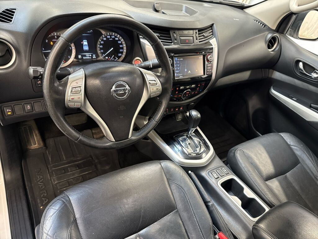 Nissan Navara 2017 Valkoinen