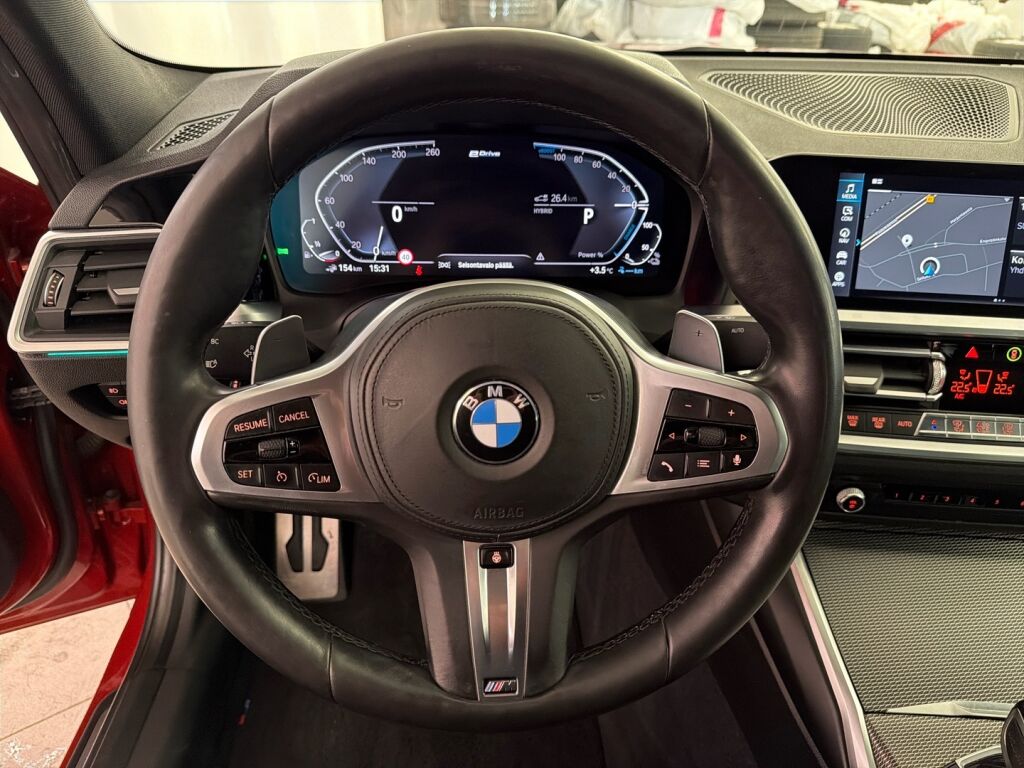 BMW 330 2020 Oranssi