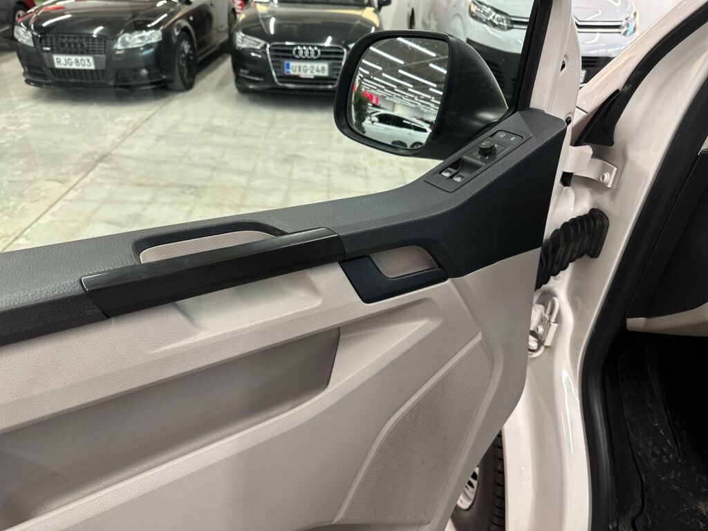 Volkswagen Transporter 2017 Valkoinen