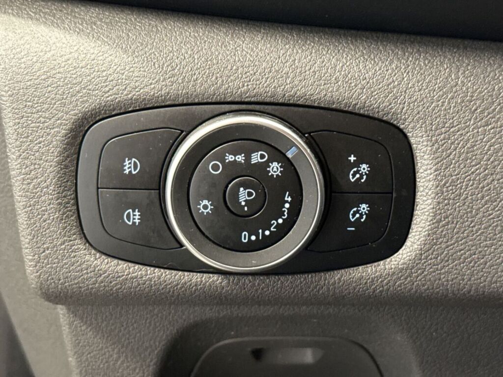 Ford Transit Custom 2023 Magnetic