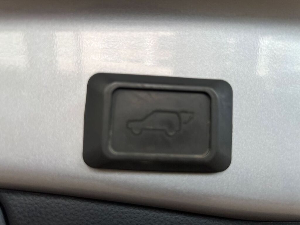 Toyota RAV4 Plug-in 2023 Hopea