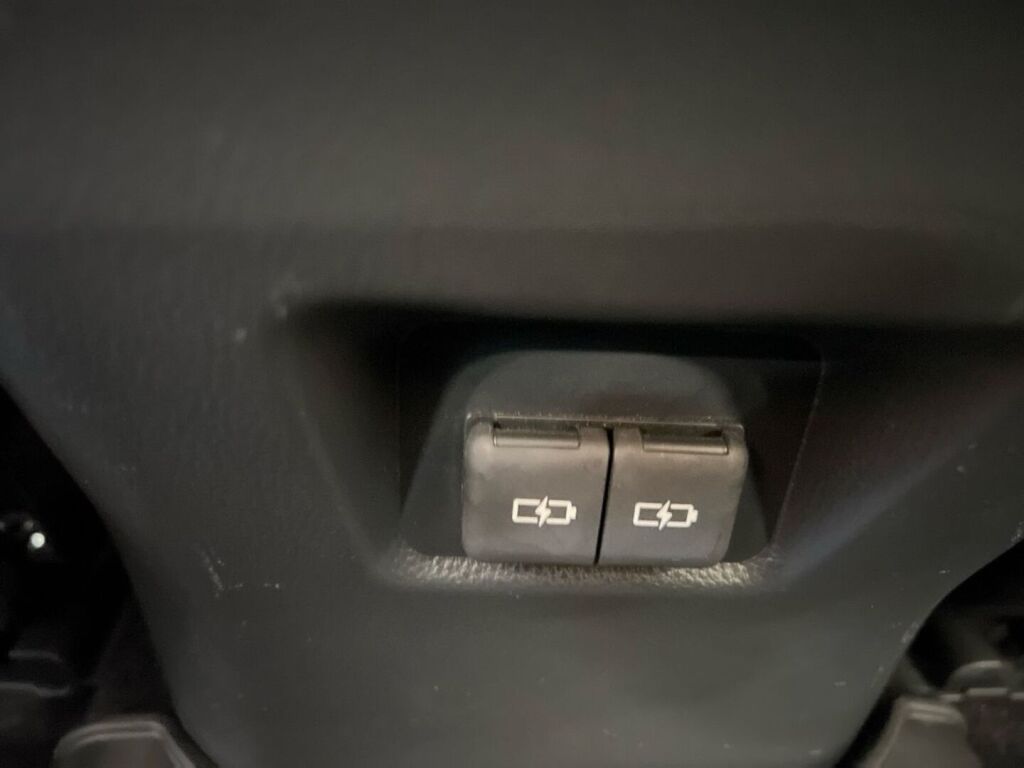 Toyota RAV4 Plug-in 2023 Hopea