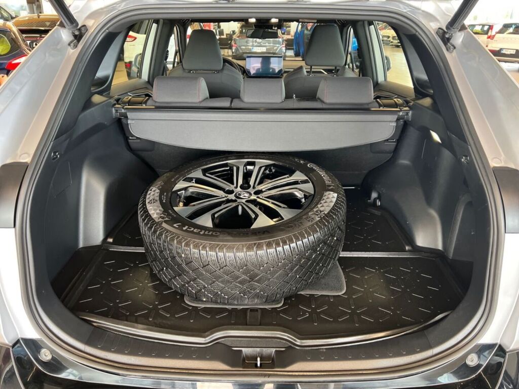 Toyota RAV4 Plug-in 2023 Hopea