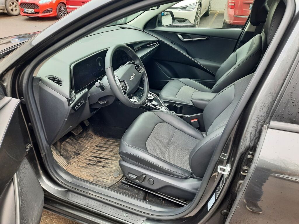 Kia Niro 2023 Harmaa
