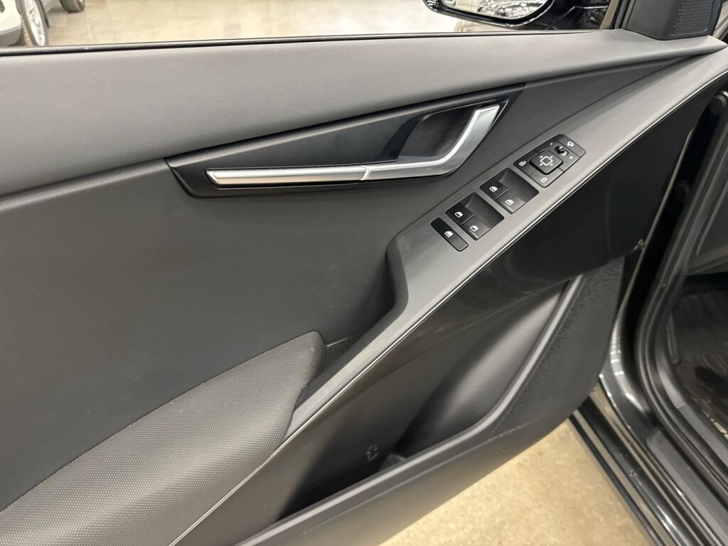 Kia Niro 2023 Harmaa