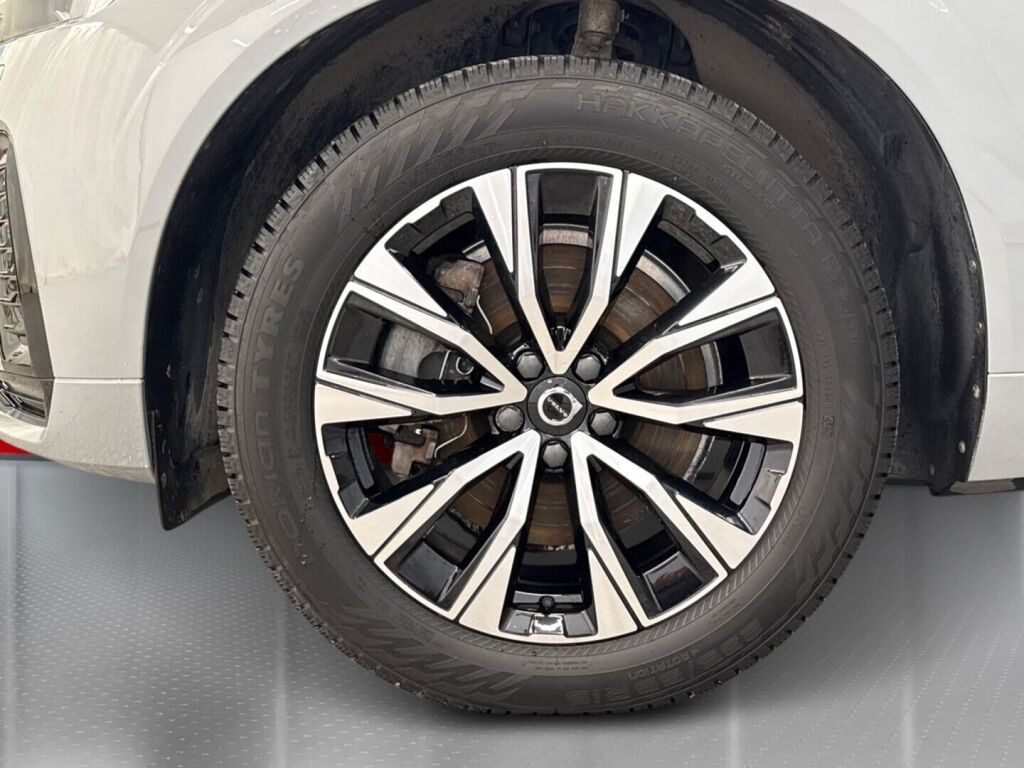 Volvo XC60 2024 Harmaa