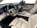 Volvo XC60 2024 Harmaa