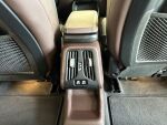 BMW iX1 2023 Vihreä