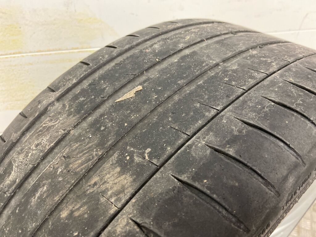 Tesla Model 3 2019 Valkoinen