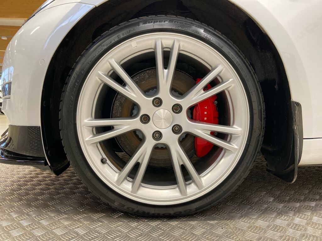 Tesla Model 3 2019 Valkoinen