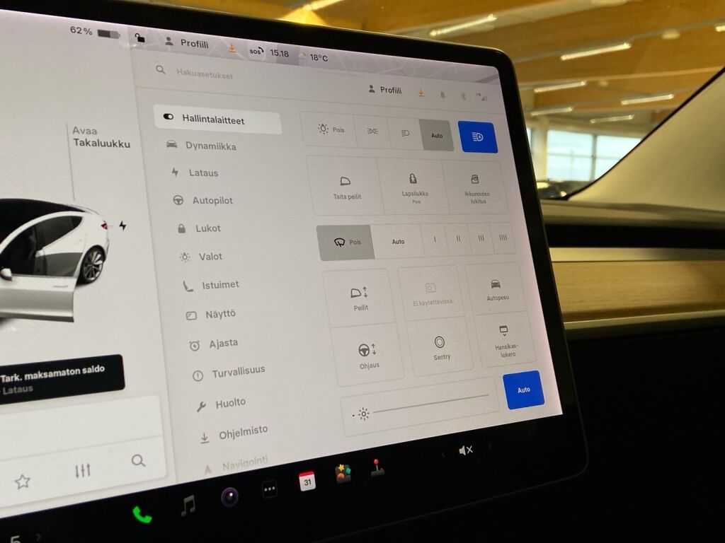 Tesla Model 3 2019 Valkoinen