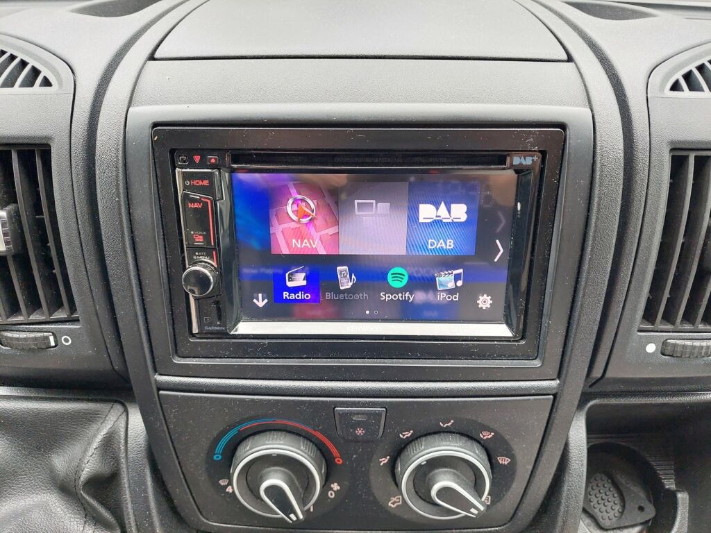 Adria Coral Axess 670 SLT 2017 Valkoinen