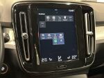 Volvo XC40 2021 Musta