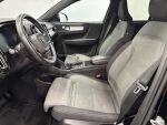 Volvo XC40 2021 Musta