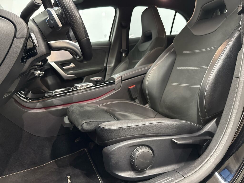 Mercedes-Benz A 2021 Musta