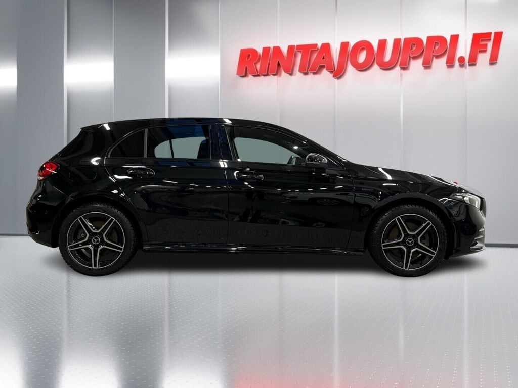 Mercedes-Benz A 2021 Musta