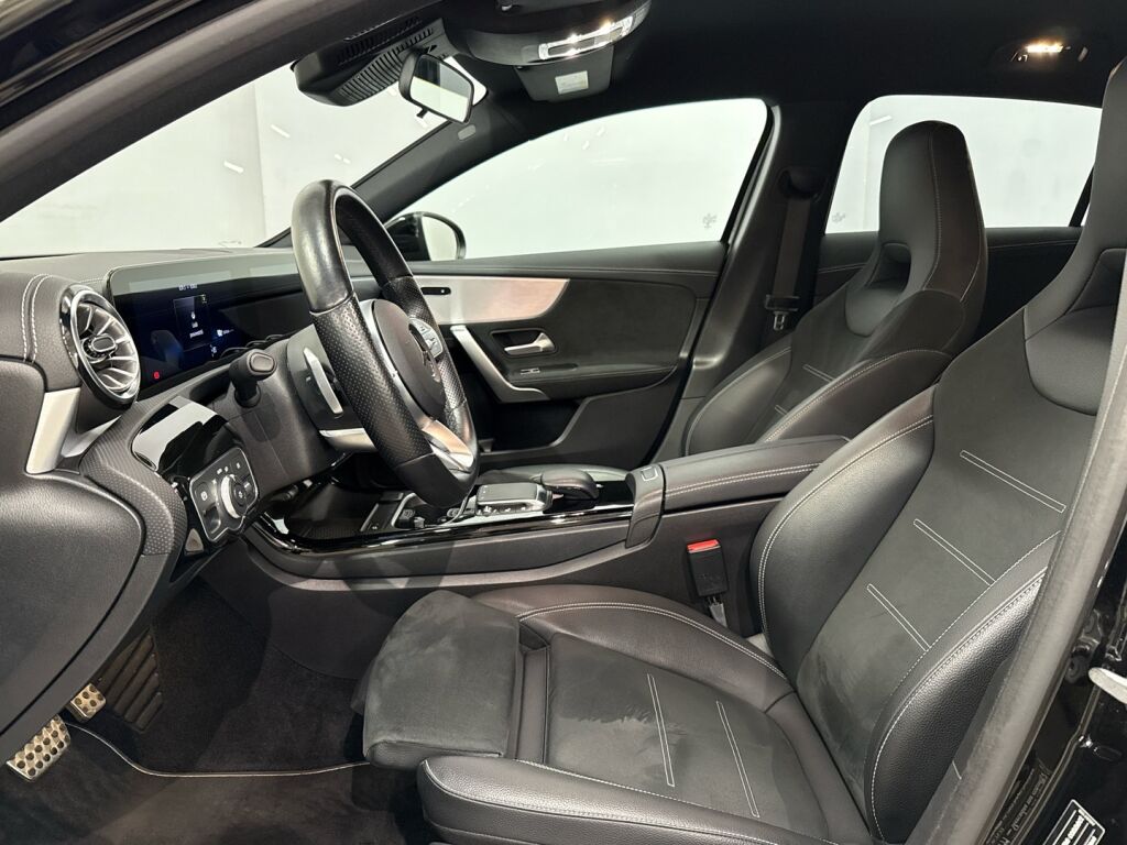 Mercedes-Benz A 2021 Musta