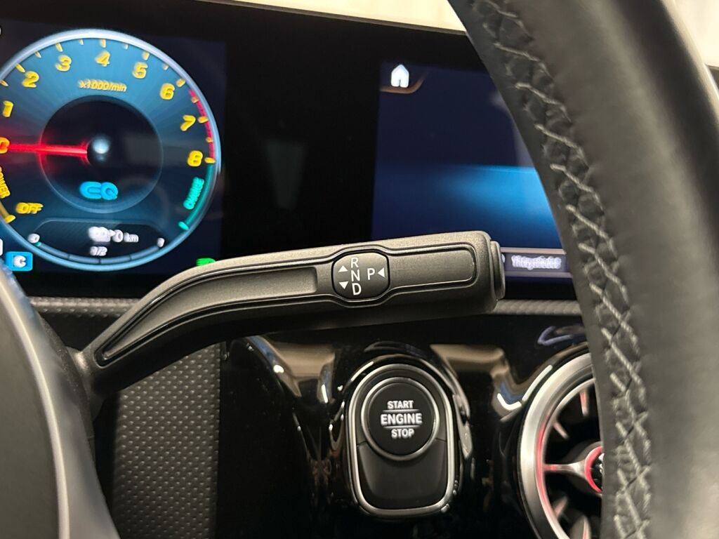 Mercedes-Benz A 2021 Musta