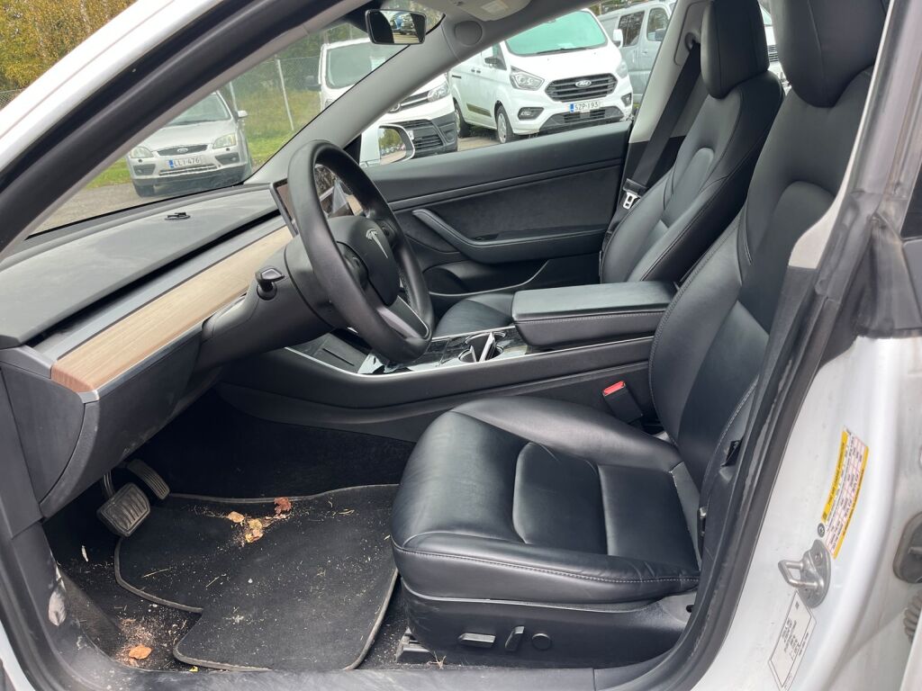 Tesla Model 3 2020 Valkoinen