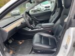 Tesla Model 3 2020 Valkoinen