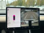 Tesla Model 3 2020 Valkoinen