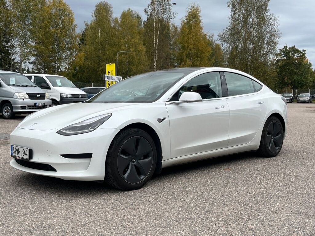 Tesla Model 3 2020 Valkoinen