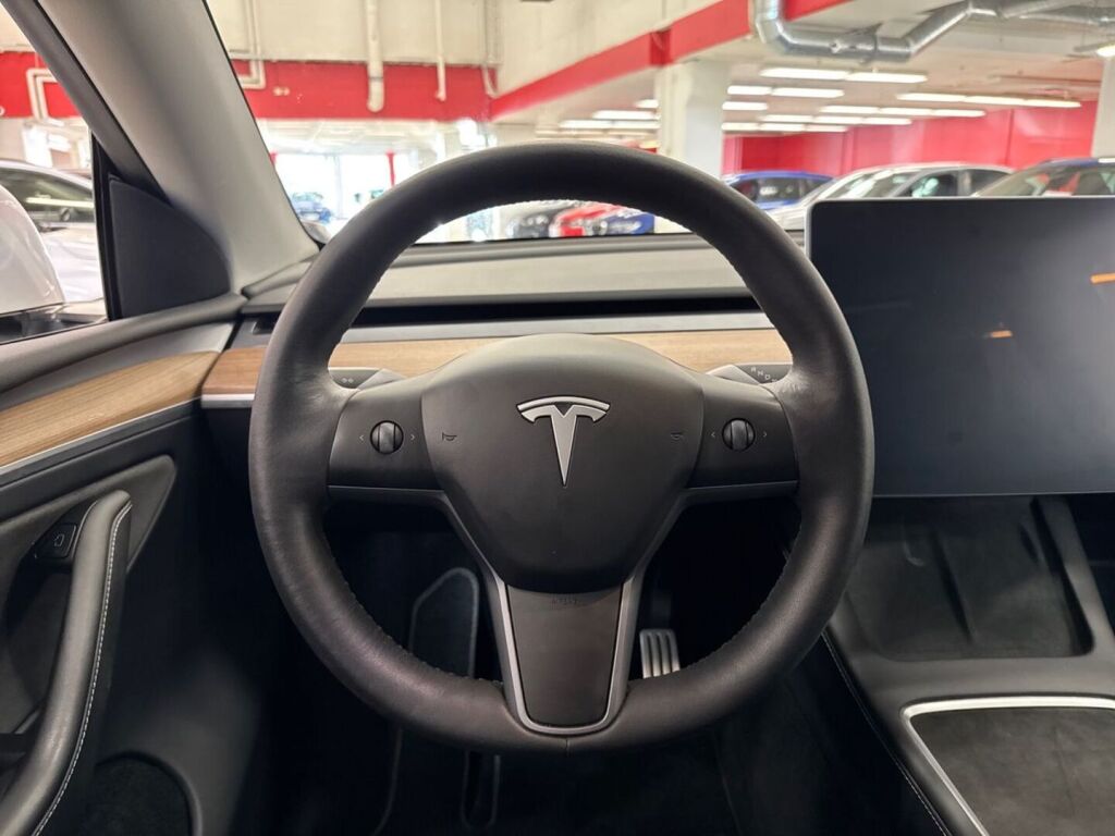 Tesla MODEL Y 2022 Valkoinen