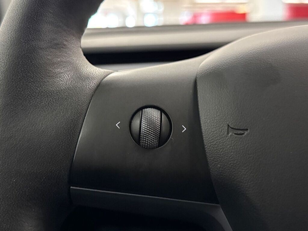 Tesla MODEL Y 2022 Valkoinen