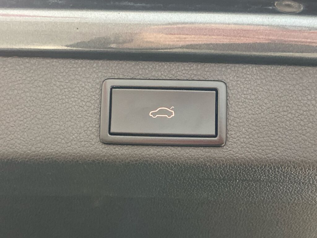 Skoda Superb 2020 Harmaa