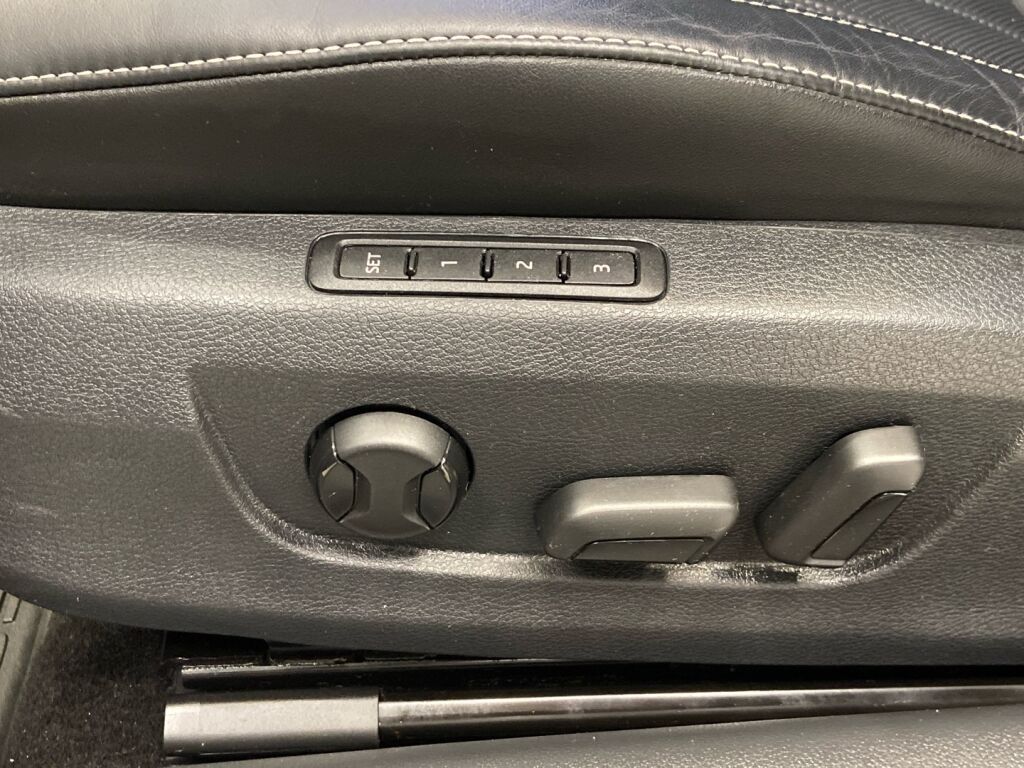 Skoda Superb 2020 Harmaa