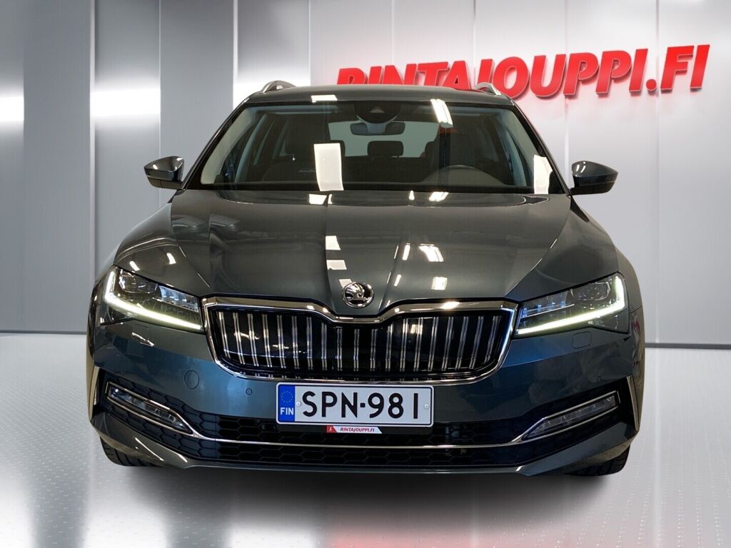 Skoda Superb 2020 Harmaa