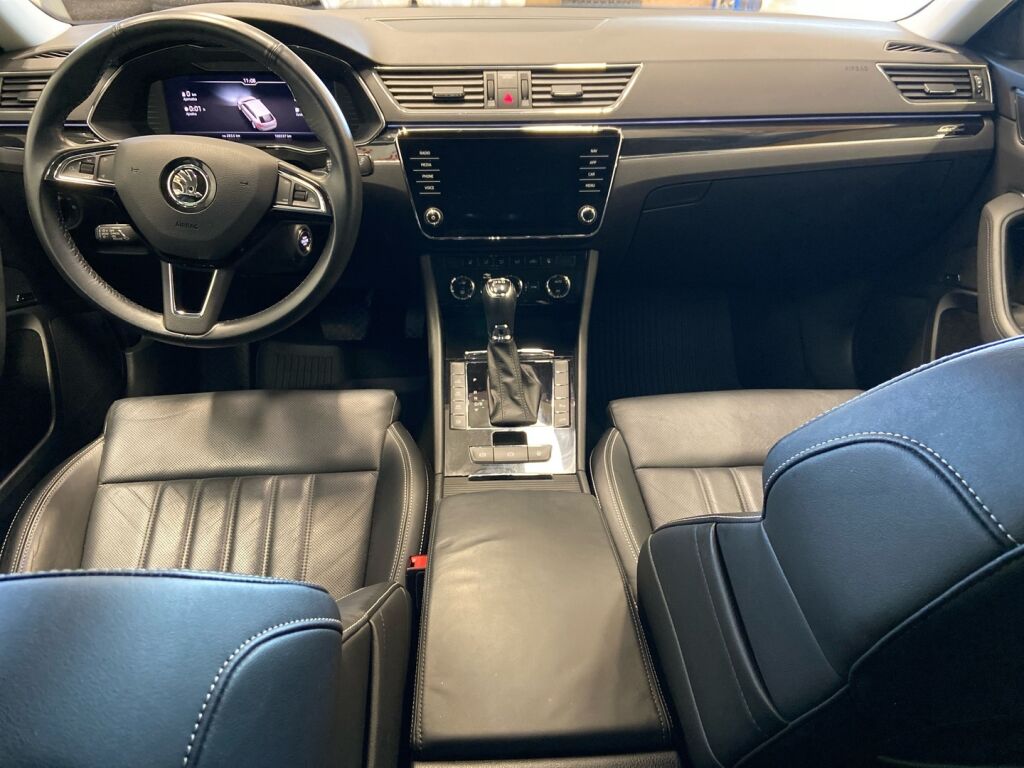 Skoda Superb 2020 Harmaa