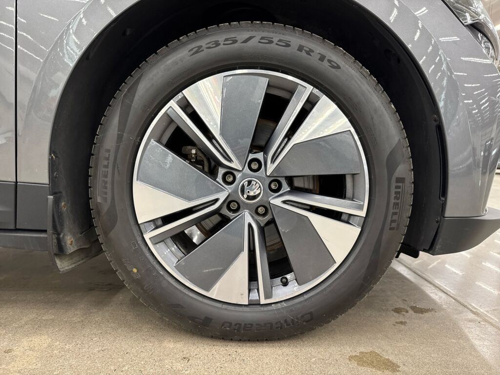 Skoda Enyaq 2023 Harmaa