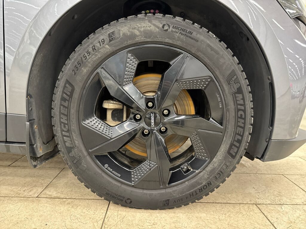 Skoda Enyaq 2023 Harmaa