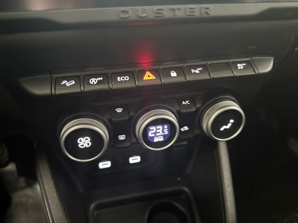 Dacia Duster 2024 Valkoinen