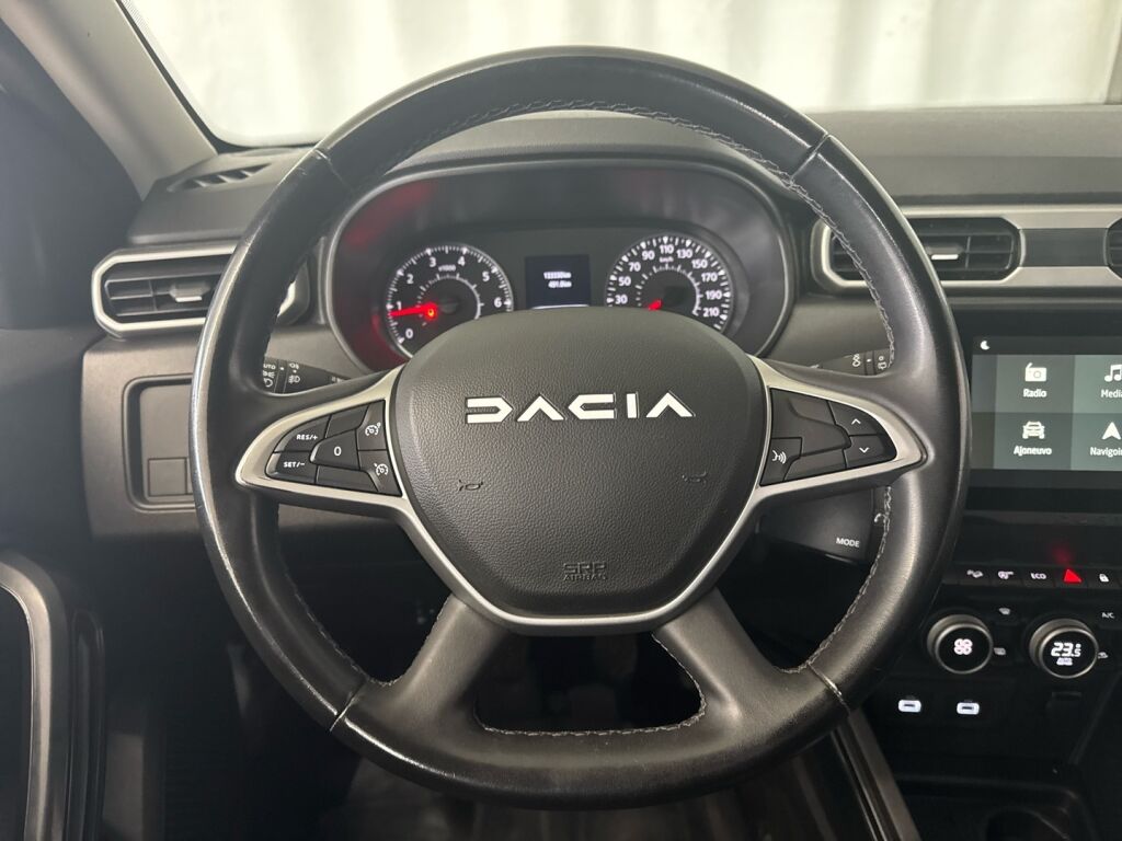 Dacia Duster 2024 Valkoinen