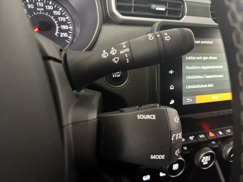 Dacia Duster 2024 Valkoinen