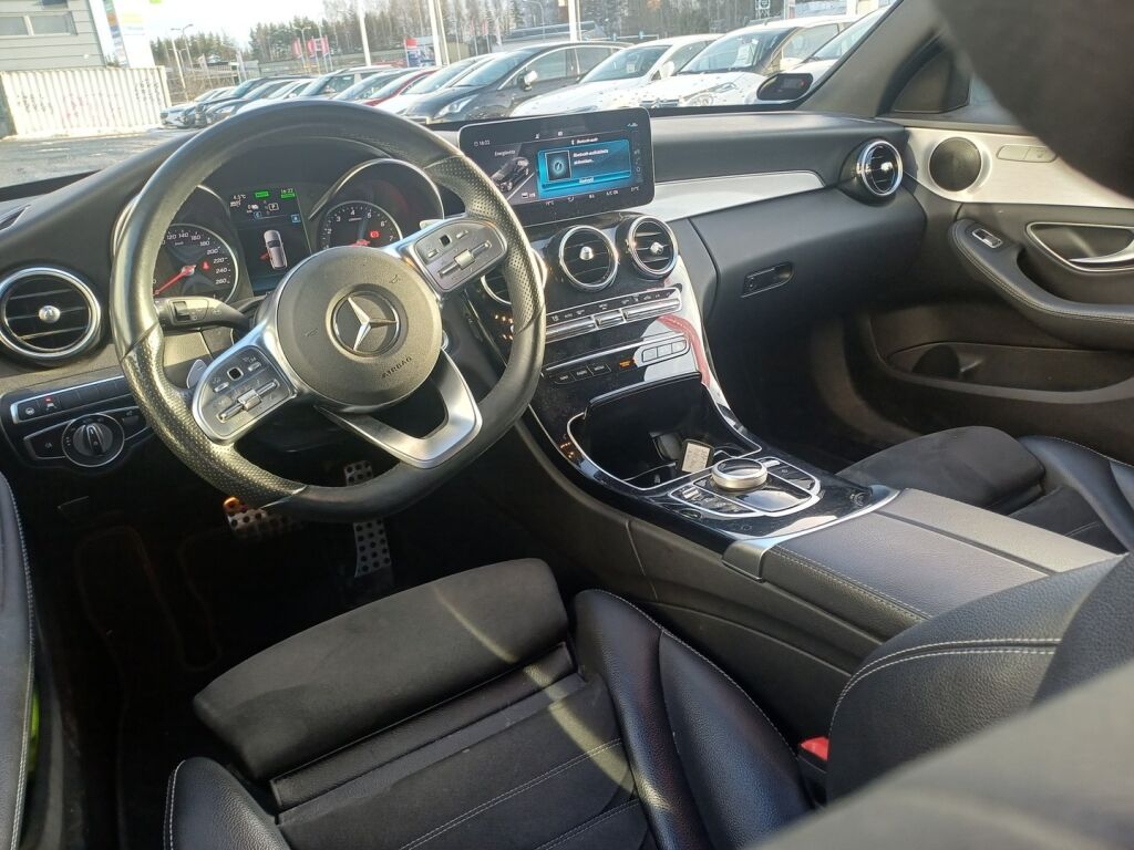 Mercedes-Benz C 2020 Musta