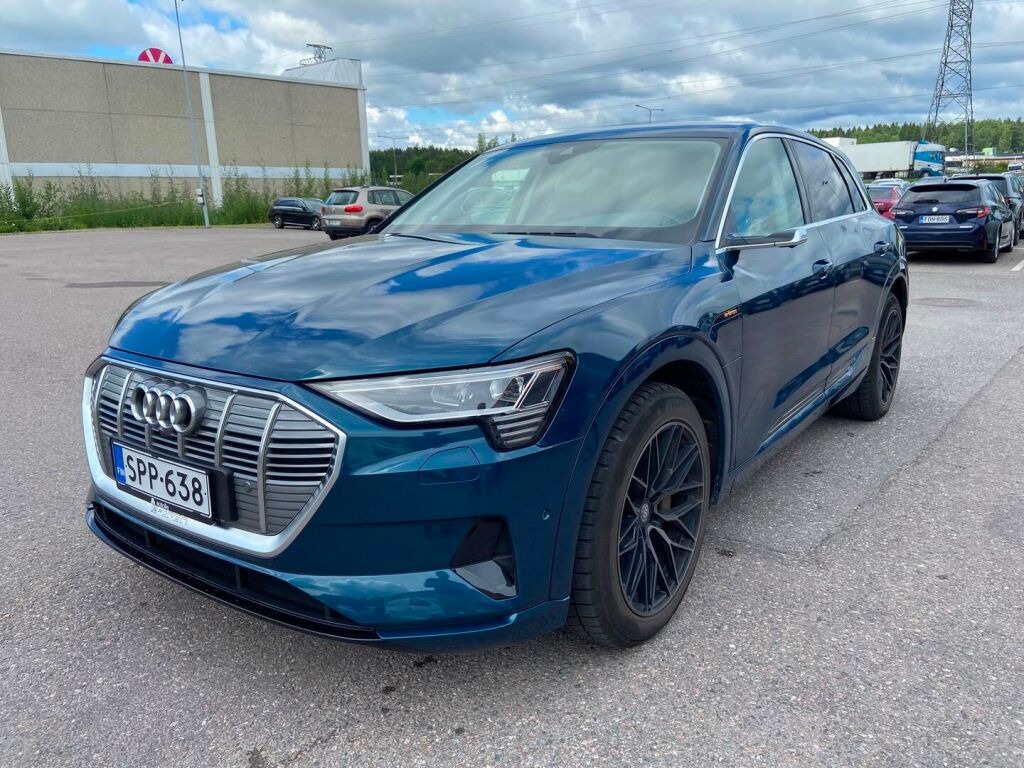 Audi e-tron 2020 Sininen