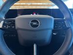 Opel Astra 2024 Punainen