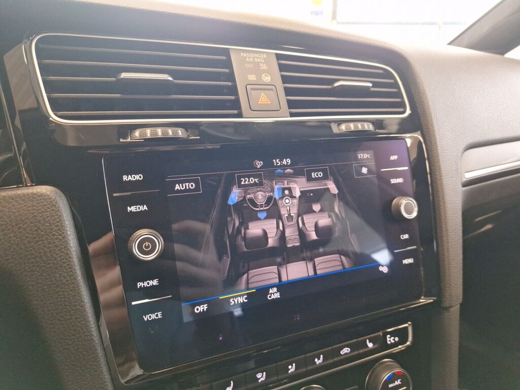 Volkswagen Golf 2020 Valkoinen