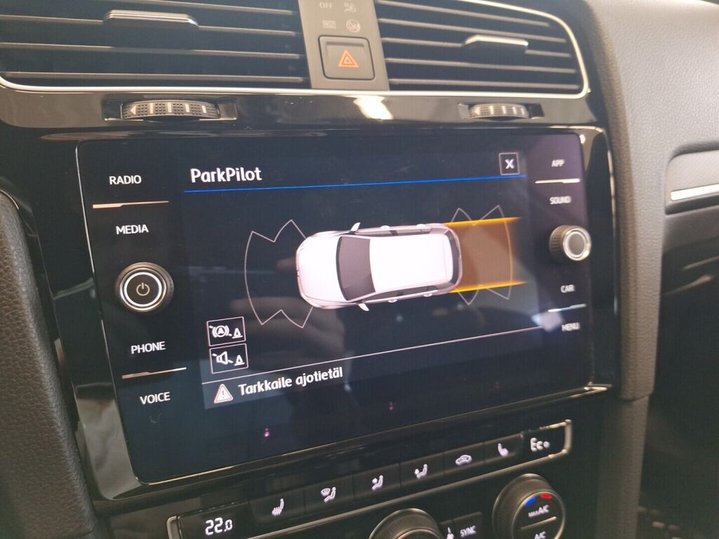 Volkswagen Golf 2020 Valkoinen