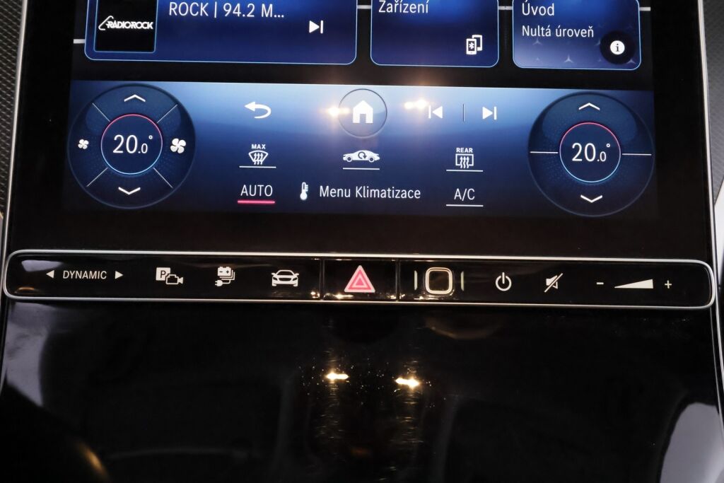 Mercedes-Benz GLC 2024 Musta